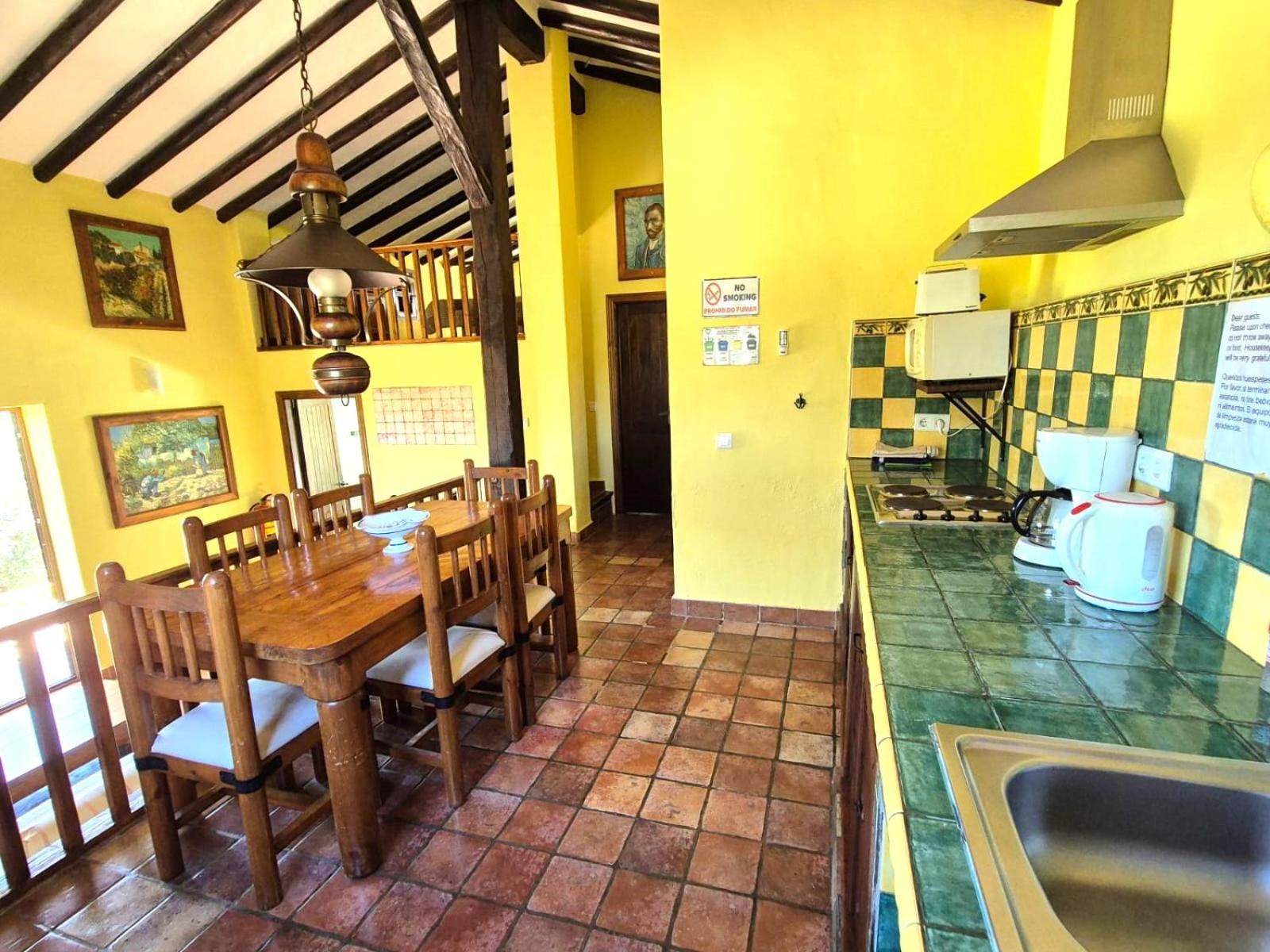 Rural Cottage, With Pool & Optional Private 6 Guests Jacuzzi トロクス エクステリア 写真