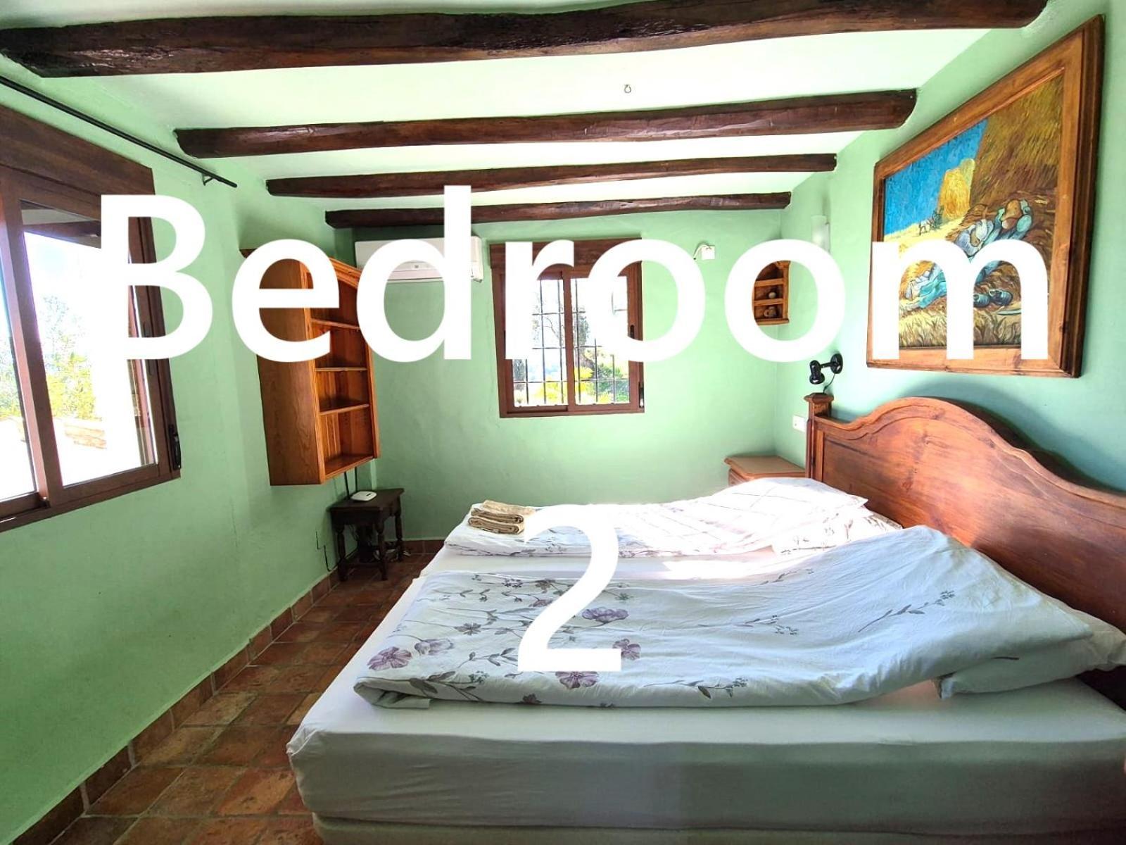 Rural Cottage, With Pool & Optional Private 6 Guests Jacuzzi トロクス エクステリア 写真